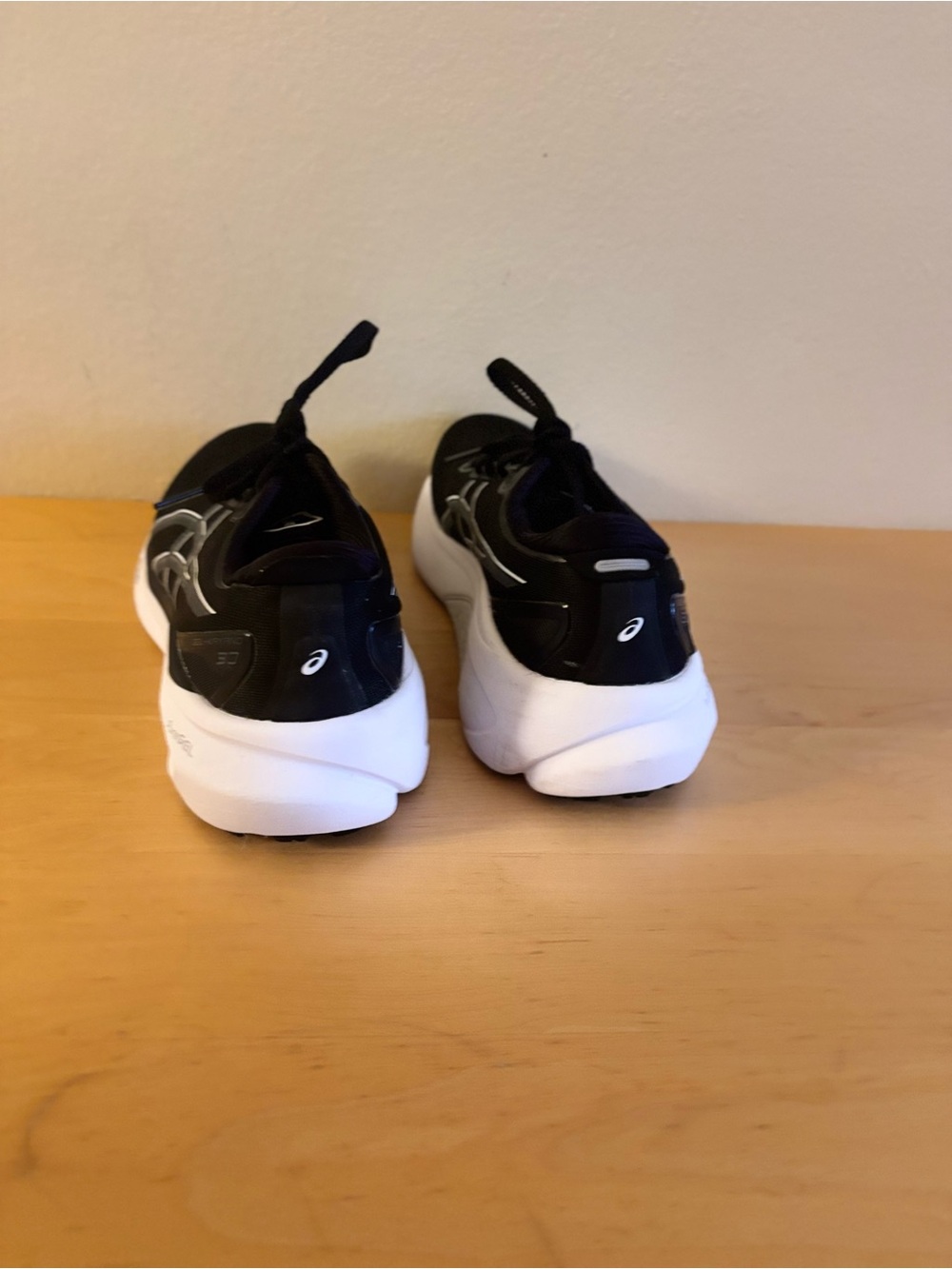 Asics Black and White Athletic Running Shoes - Picture 4 of 7